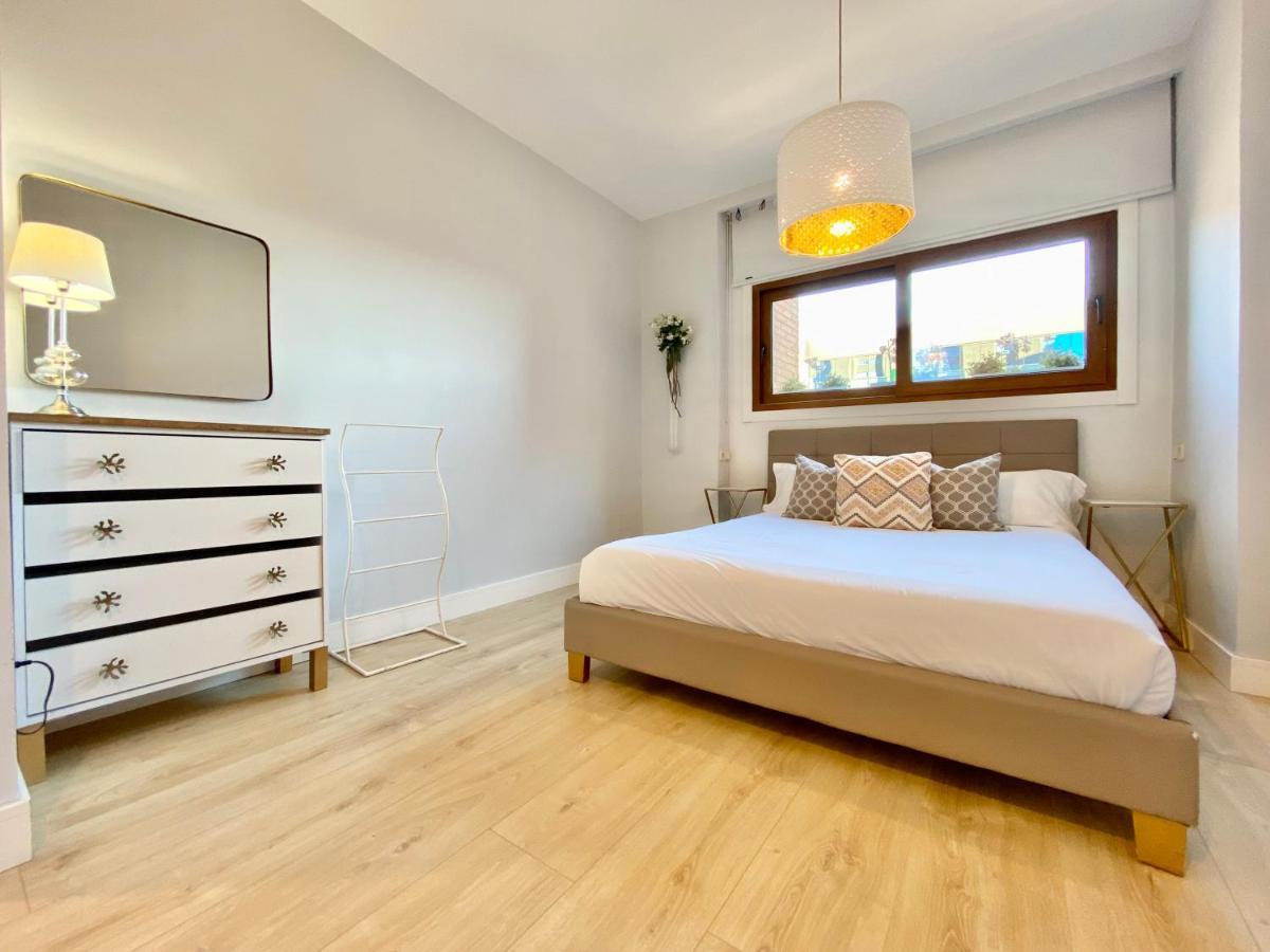 Charming La Casa De La Castellana Appartement Madrid Buitenkant foto