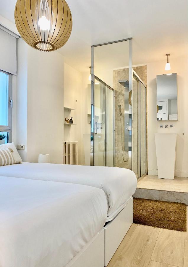 Charming La Casa De La Castellana Appartement Madrid Buitenkant foto
