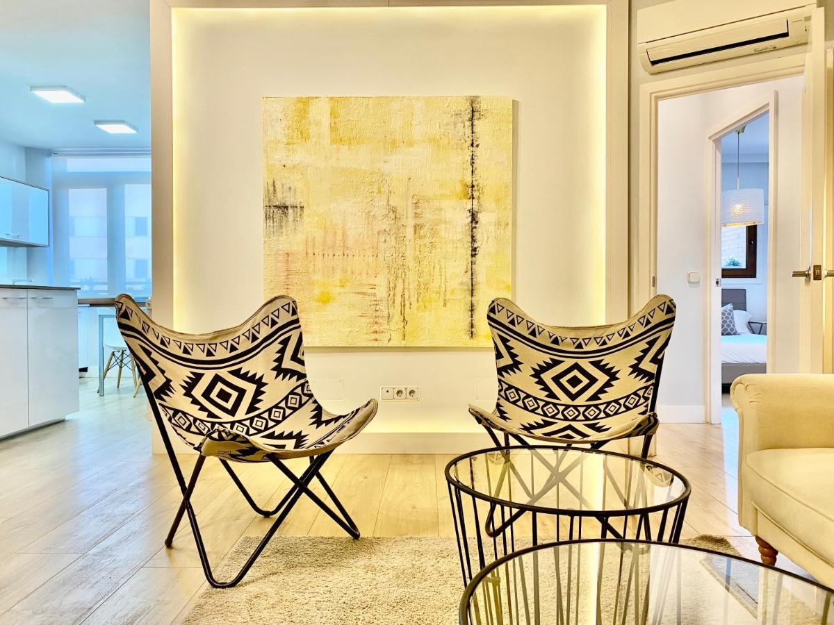 Charming La Casa De La Castellana Appartement Madrid Buitenkant foto
